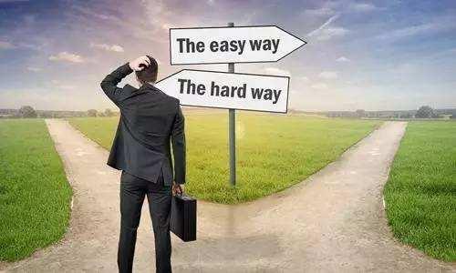 百度竞价排名曝光！PPC 与 SEO，做网站排名该咋选？