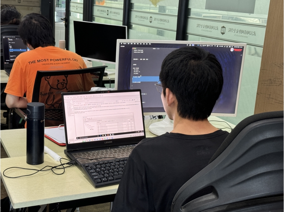 做网站要学什么